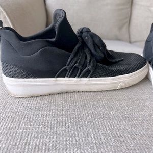 Steve Madden Sneakers